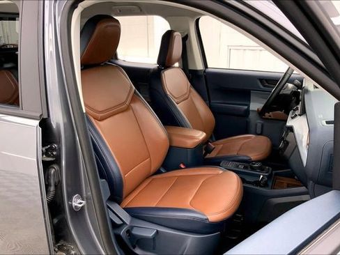 Used 2022 Ford Maverick Lariat w/ Lariat Luxury Package image 7