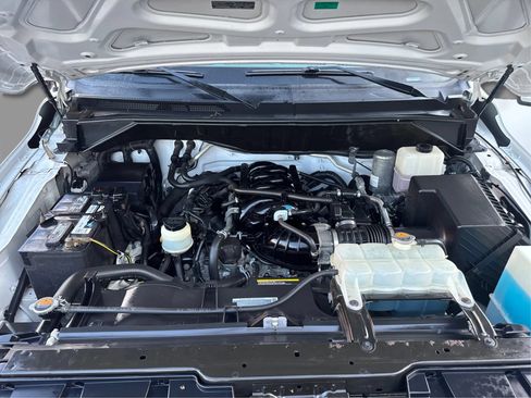 Used 2021 Nissan NV 3500 SV RWD image 13