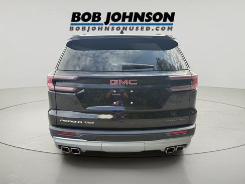 Used 2025 GMC Acadia Elevation w/ Elevation Premium Package AWD/4WD image 6