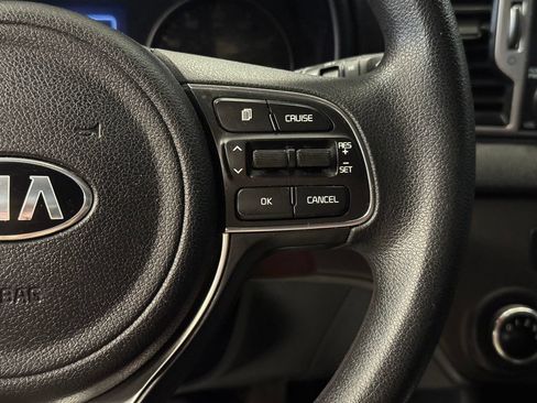 Used 2017 Kia Sportage LX AWD/4WD image 12