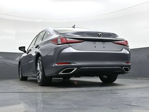 Used 2019 Lexus ES 350 w/ Accessory Package 2 FWD image 29
