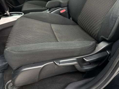 Used 2020 Honda Fit EX image 34