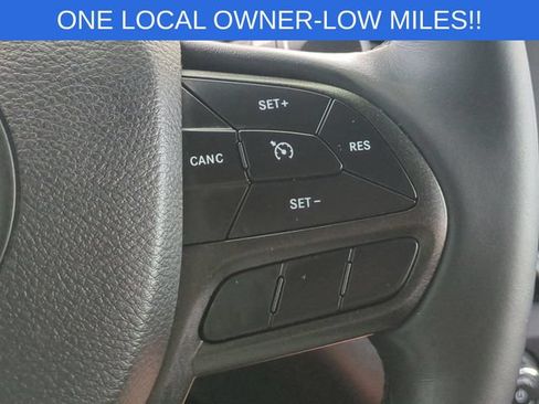 Used 2019 Jeep Cherokee Trailhawk w/ Cold Weather Group AWD/4WD image 20