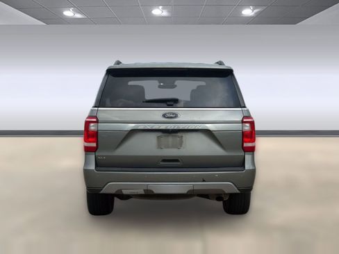Used 2019 Ford Expedition XLT w/ Equipment Group 202A RWD image 10