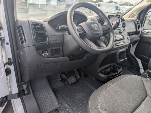 Used 2024 RAM ProMaster 2500 image 17