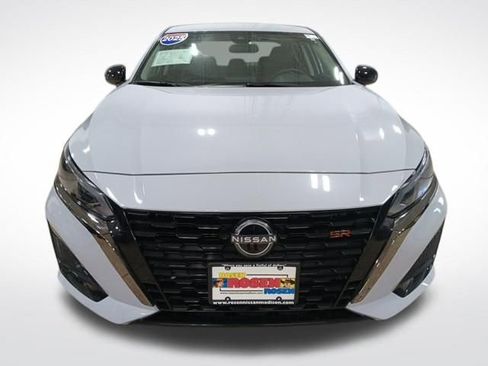 Certified 2025 Nissan Altima 2.5 SR image 33