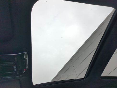 New 2026 Mercedes-Benz C 300 4MATIC Sedan image 14