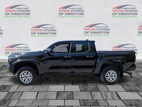 Certified 2024 Toyota Tacoma SR AWD/4WD image 7