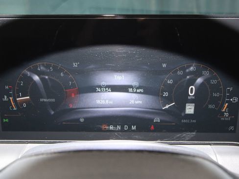 Used 2025 Ford Mustang GT Premium image 12