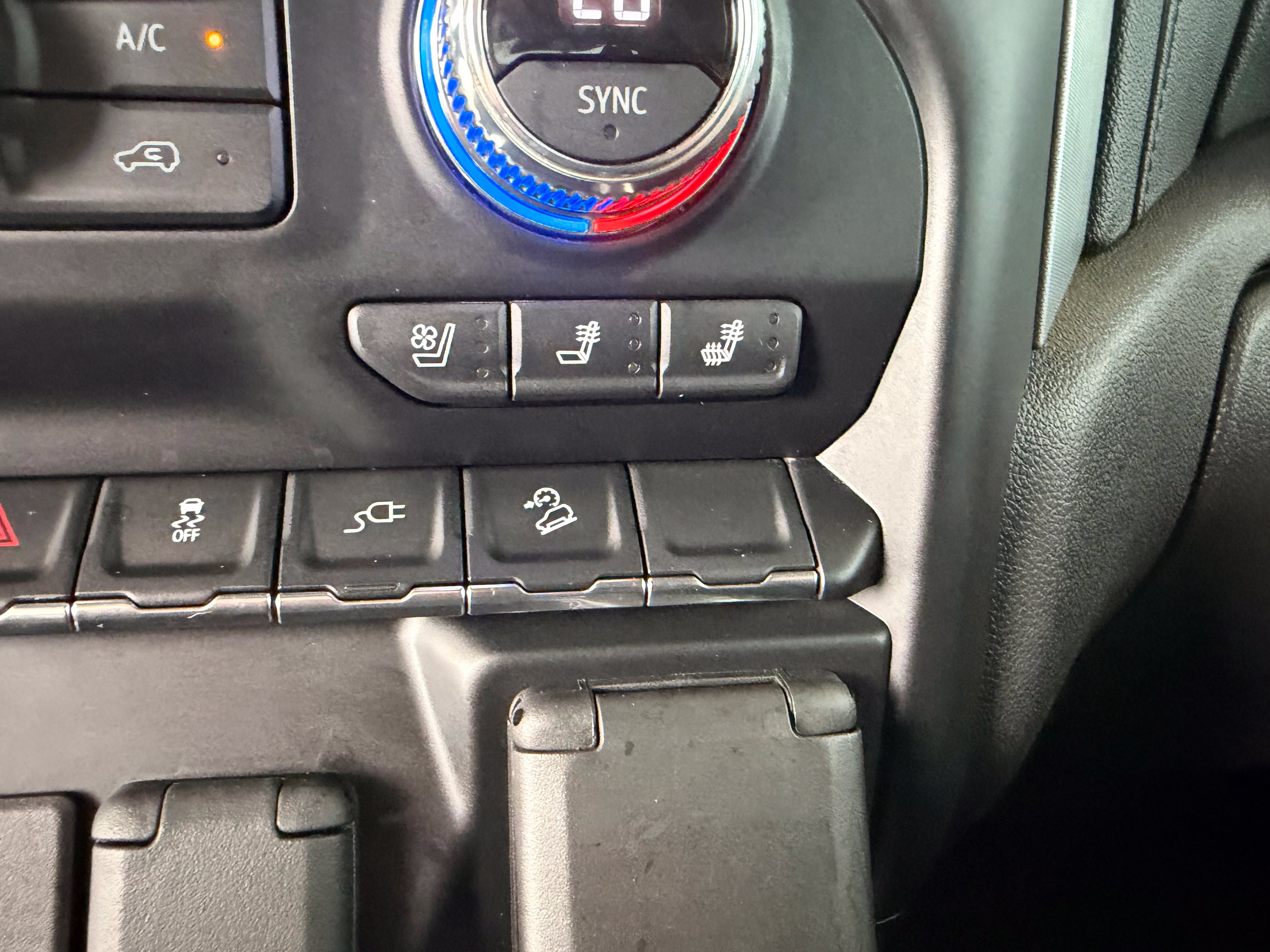 Used 2021 GMC Sierra 1500 SLT AWD/4WD image 43