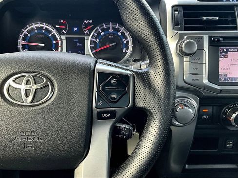 Used 2016 Toyota 4Runner SR5 image 12