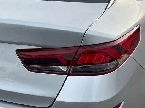 Used 2020 Kia Optima SE image 18