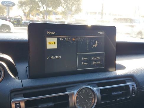 Used 2021 Lexus IS 300 image 23