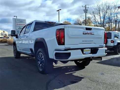 Used 2023 GMC Sierra 3500 AT4 w/ AT4 Premium Plus Package image 4