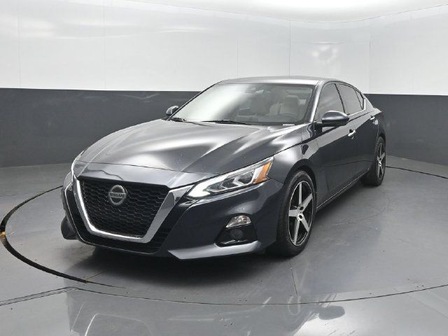 Used 2021 Nissan Altima 2.5 SL FWD image 2