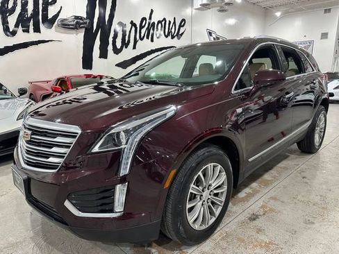 Used 2018 Cadillac XT5 Luxury w/ Driver Awareness Package FWD image 8