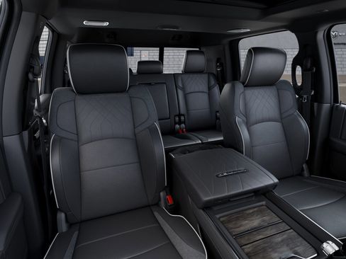 New 2026 RAM 2500 Limited AWD/4WD image 23