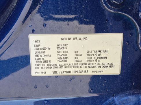 Used 2023 Tesla Model Y AWD image 32