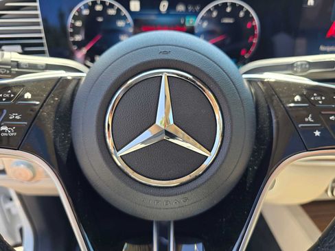 Used 2026 Mercedes-Benz GLS 450 4MATIC image 26