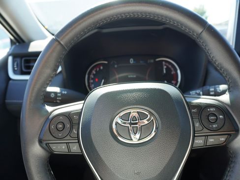 Used 2025 Toyota RAV4 XLE w/ Weather Package AWD/4WD image 23