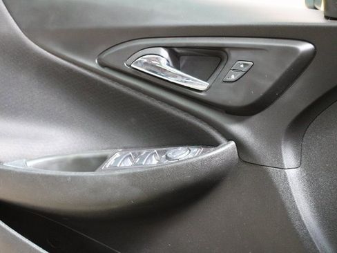 Used 2022 Chevrolet Malibu LT image 9