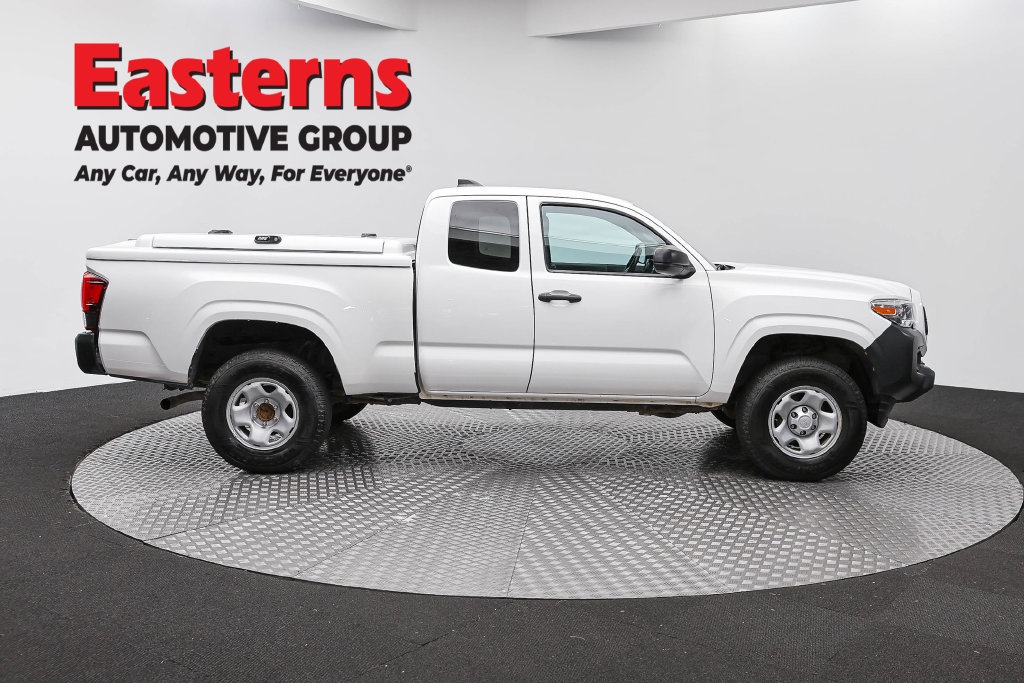Used 2021 Toyota Tacoma SR RWD image 5
