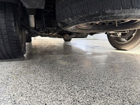 Used 2017 Chevrolet Suburban Premier image 21