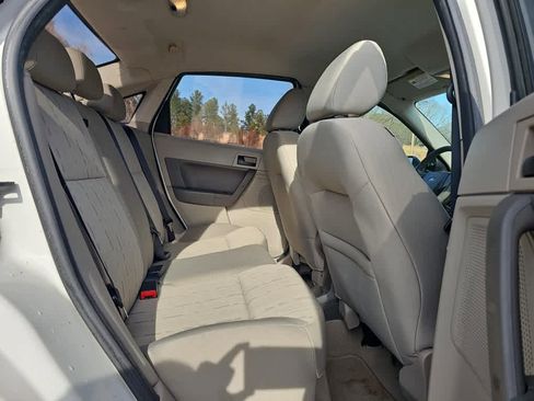Used 2011 Ford Focus SE image 21