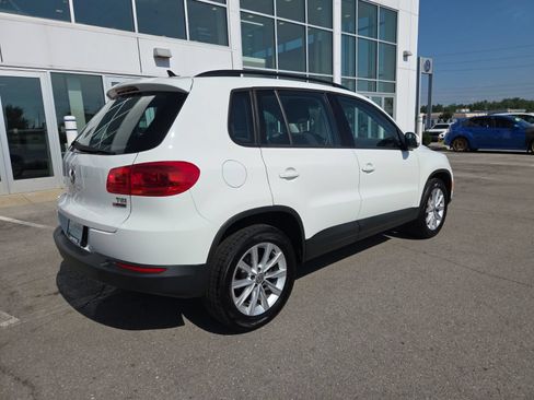 Used 2017 Volkswagen Tiguan Limited w/ Premium Package AWD/4WD image 7