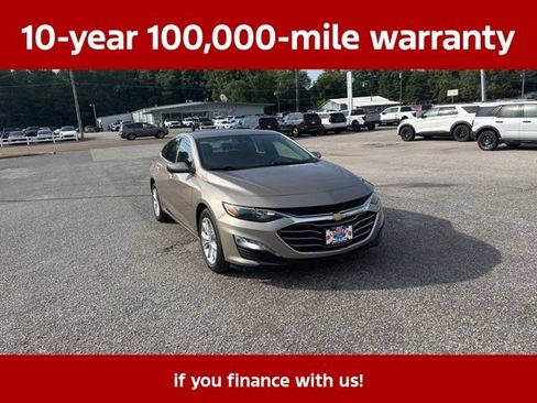 Used 2025 Chevrolet Malibu LT FWD image 11
