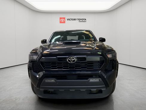 New 2025 Toyota Tacoma TRD Sport image 9