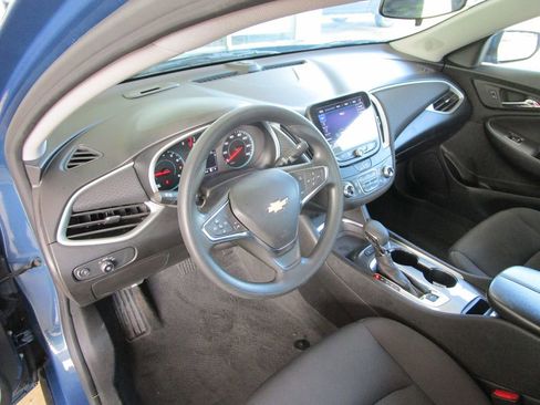 Used 2024 Chevrolet Malibu LT FWD image 20