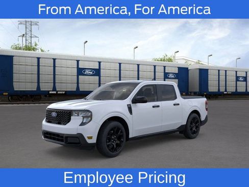 New 2026 Ford Maverick XLT w/ Equipment Group 301A AWD/4WD image 3