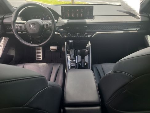 Used 2023 Honda Accord Sport image 14