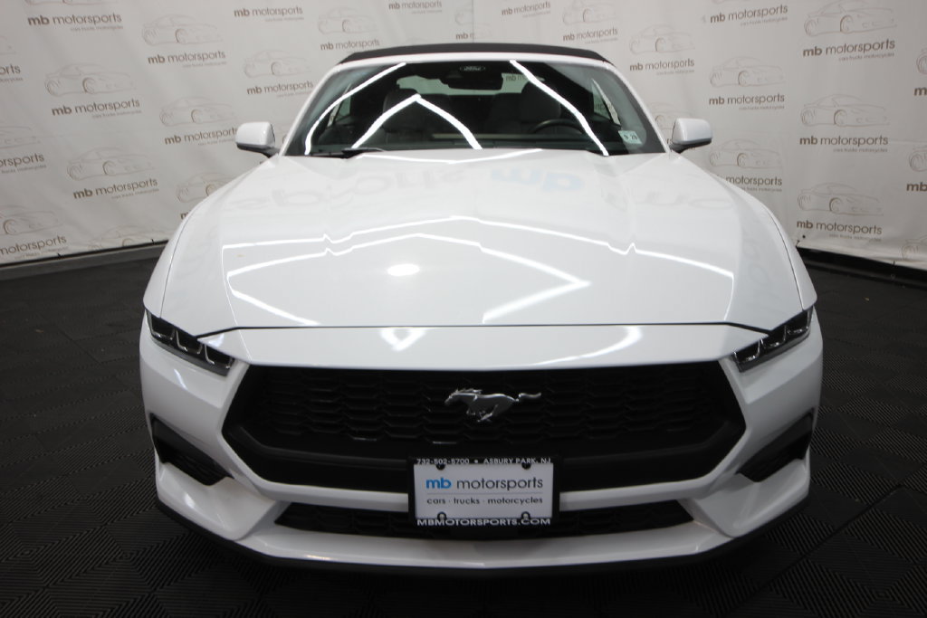 Used 2024 Ford Mustang Premium RWD image 10