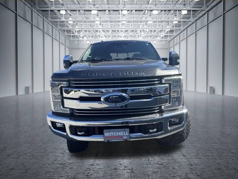 Used 2018 Ford F250 Lariat w/ Lariat Ultimate Package AWD/4WD image 6