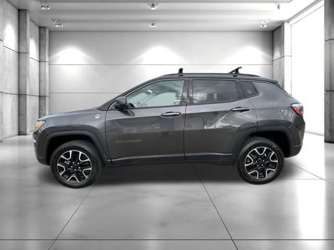 Used 2020 Jeep Compass Trailhawk w/ Safety & Security Group AWD/4WD image 5