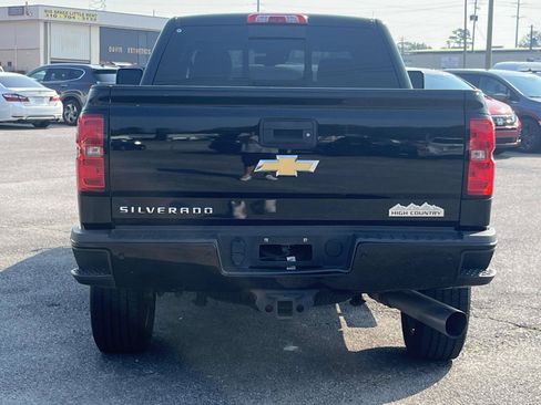 Used 2019 Chevrolet Silverado 2500 High Country w/ Duramax Plus Package AWD/4WD image 4