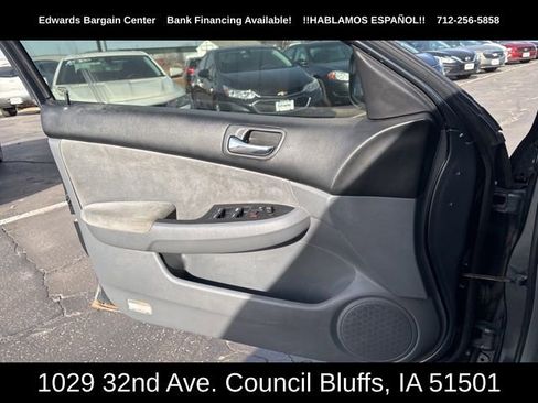 Used 2004 Honda Accord LX image 11