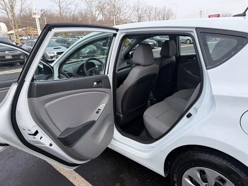 Used 2017 Hyundai Accent SE image 20