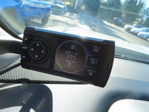 Used 2015 Chevrolet Silverado 3500 LTZ image 33