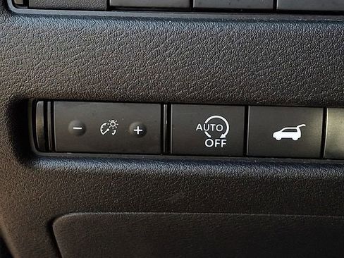 Used 2024 Nissan Rogue SV image 25