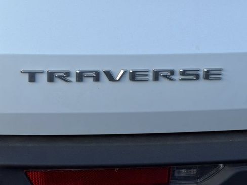 New 2026 Chevrolet Traverse LT w/ Driver Confidence Package FWD image 10