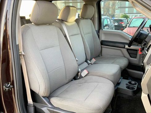 Used 2018 Ford F150 XLT w/ Equipment Group 302A Luxury image 8