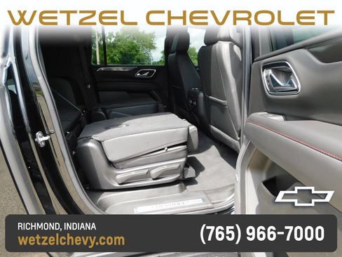 Certified 2022 Chevrolet Suburban RST w/ Luxury Package AWD/4WD image 33