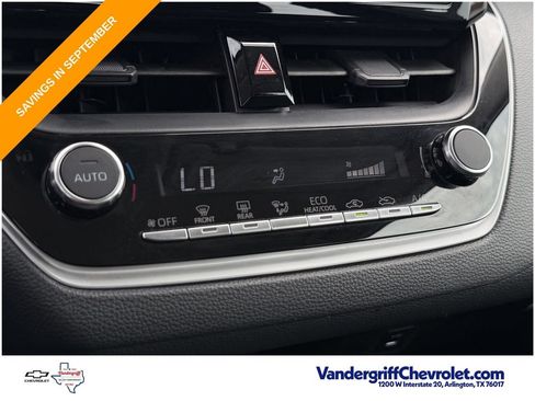 Used 2025 Toyota Corolla LE FWD image 19