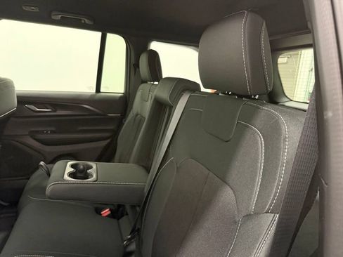 New 2026 Jeep Grand Cherokee Laredo AWD/4WD image 16