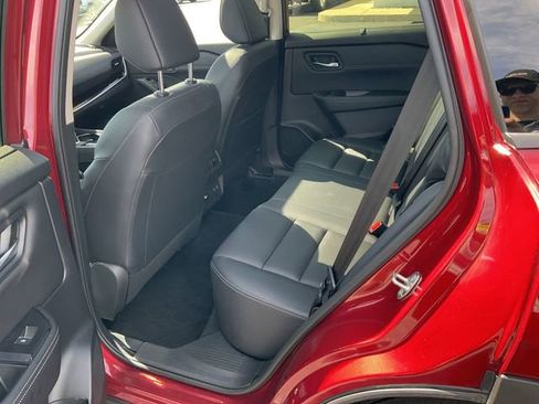Used 2025 Nissan Rogue SL w/ Tech Package AWD/4WD image 13