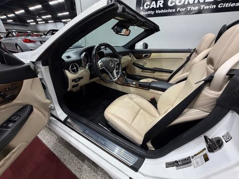 Used 2016 Mercedes-Benz SLK 350 image 22