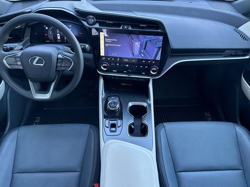 Certified 2023 Lexus RZ 450e Premium image 17